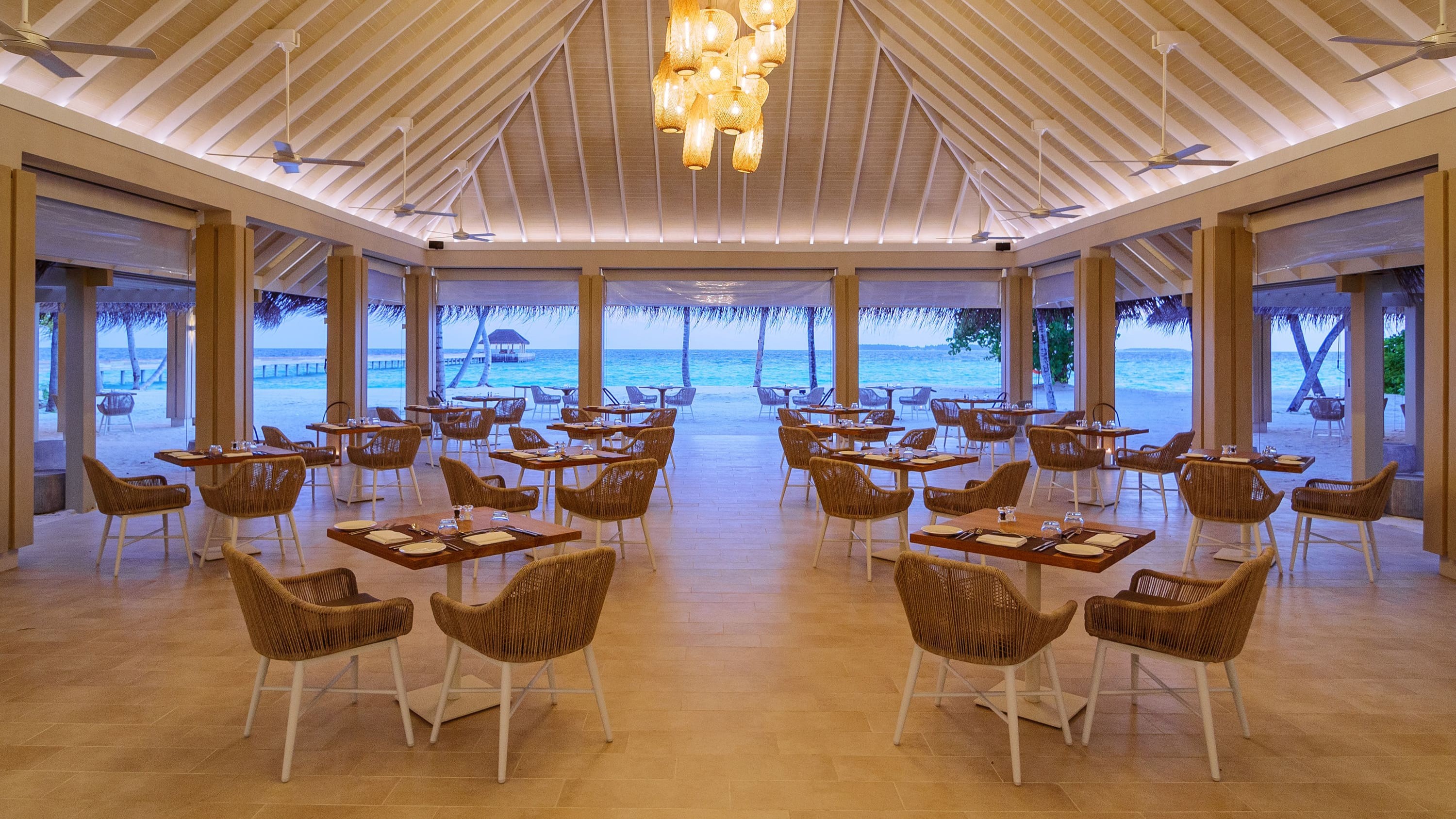 TASTE RESTAURANT / テイスト