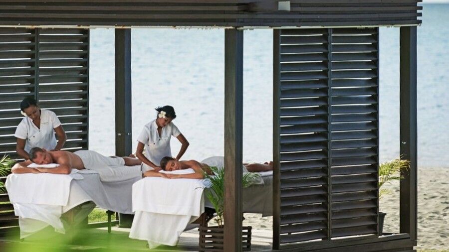 The Spa & Poolside Spa Pavilion / ザ・スパ＆プールサイド・スパ・パビリオン
